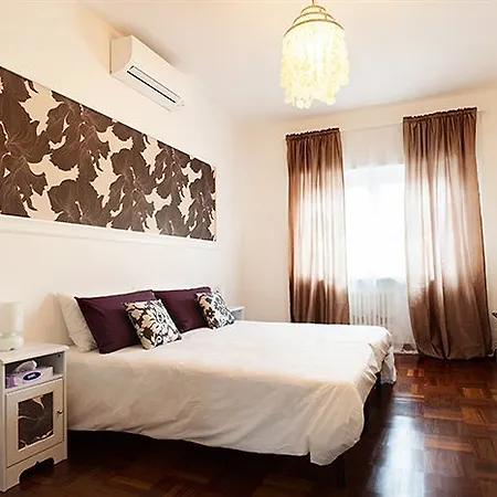 Romantic Nest In