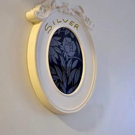 Romantic Nest In Отель Рим