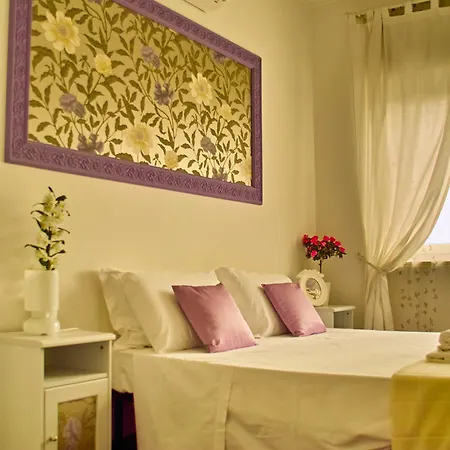 Отель Romantic Nest In 2*